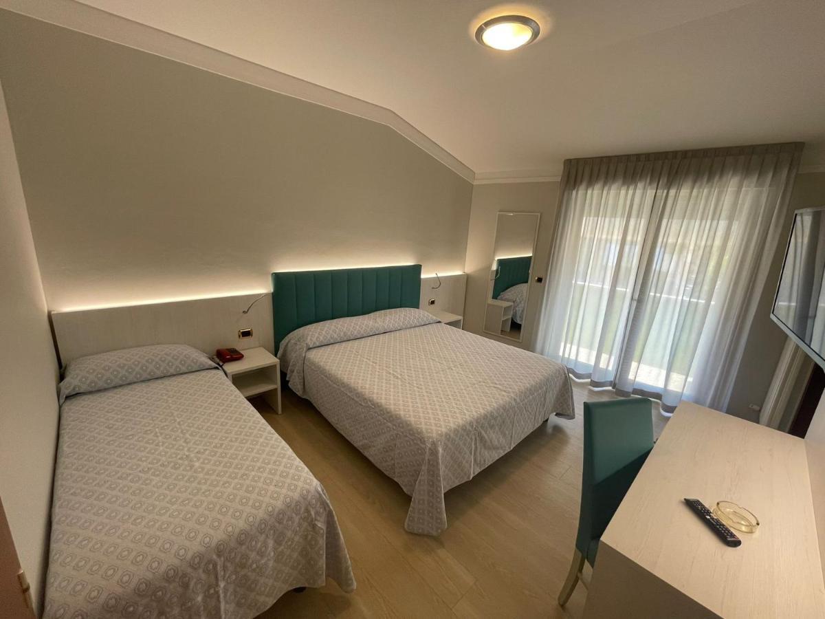 Hotel Corallo Fano Εξωτερικό φωτογραφία